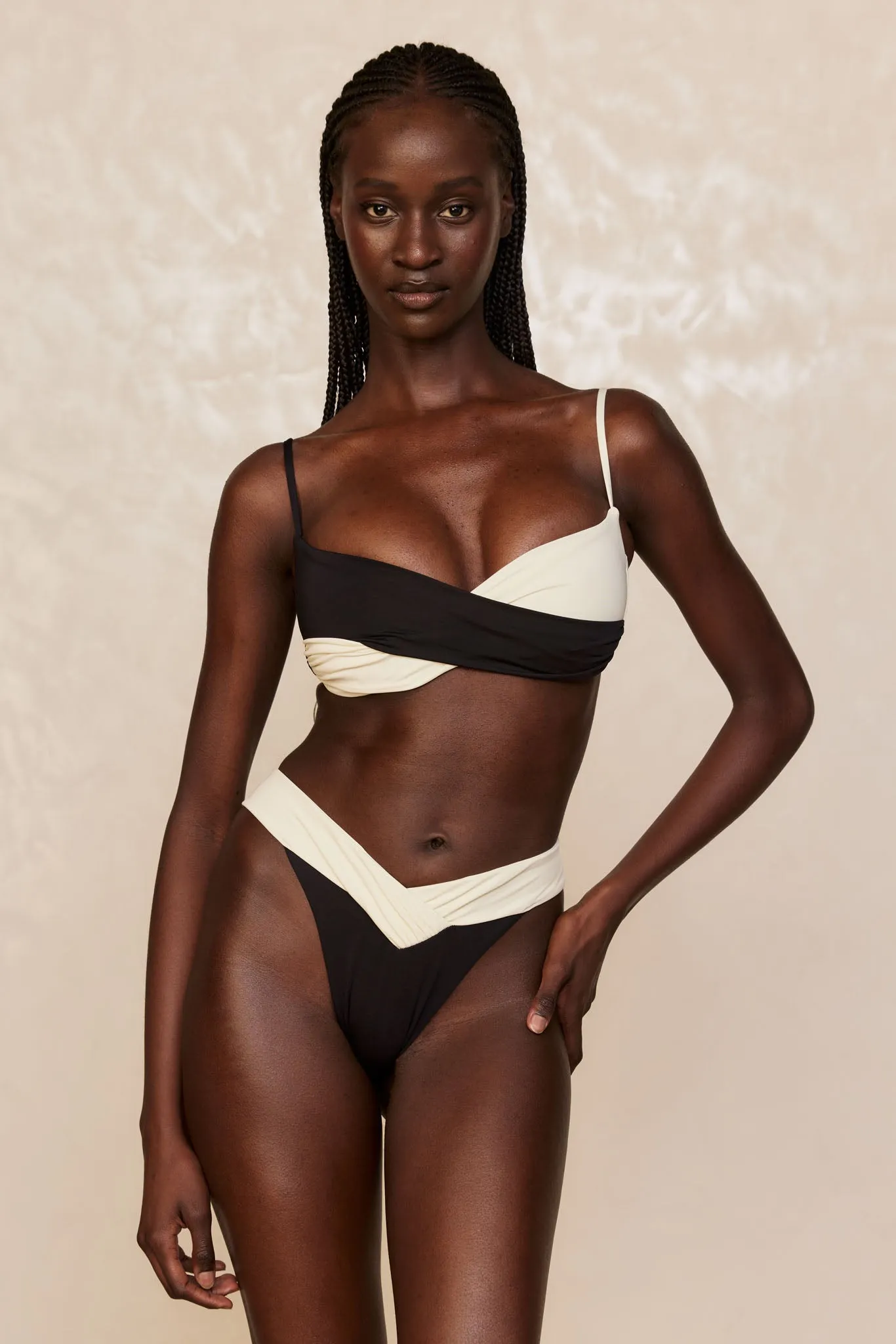 Bordeaux Top - Black/Ivory