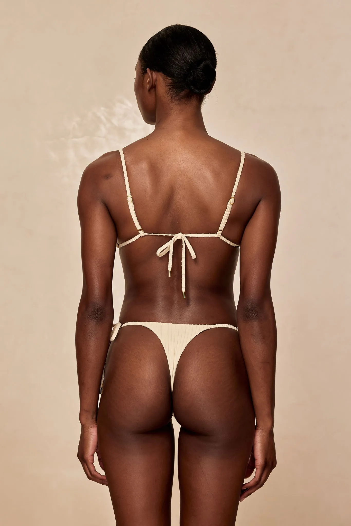 Palma Thong - Vanilla Matte Rib